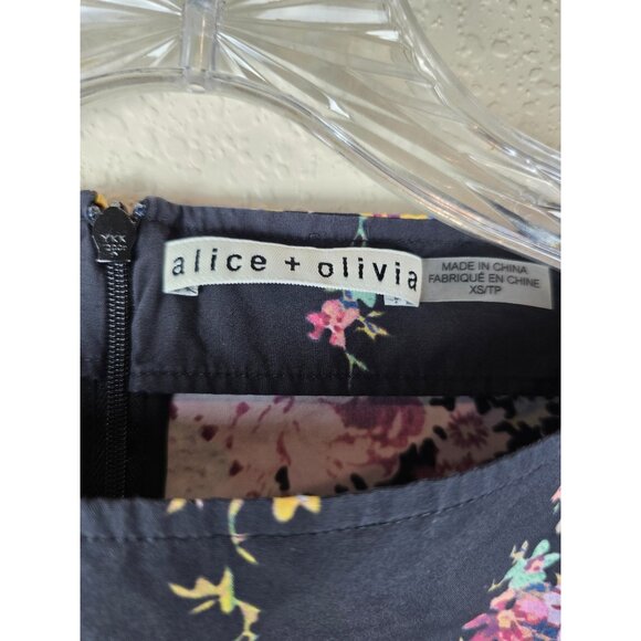 Alice + Olivia Floral Print Bell Sleeve Top XS Black Multicolor Cotton - Picture 3 of 7